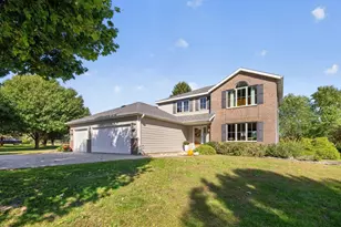 3680 Arlington Ln SE, Rochester, MN 55904 - Photo 2