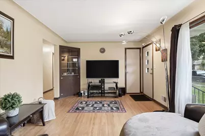 4840 N 6th Street, Minneapolis, MN 55430 - Photo 10