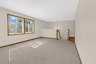 308 W 102nd St, Bloomington, MN 55420 - Photo 10