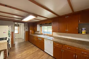 918 S Newton Ave, Albert Lea, MN 56007 - Photo 2