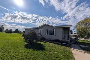 38 Southfork Dr SE, Kasson, MN 55944 - Photo 2