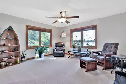31137 Peninsula Avenue, Lindstrom, MN 55045 - Photo 22
