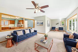 2347 Western Ave N, Roseville, MN 55113 - Photo 2