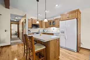 4146 Goldenrod Ln N, Plymouth, MN 55441 - Photo 12