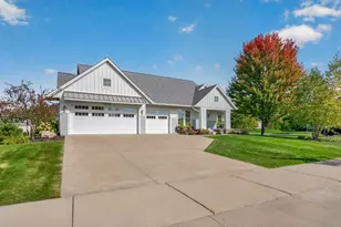 1825 Annika Dr N, Lake Elmo, MN 55042 - Photo 2