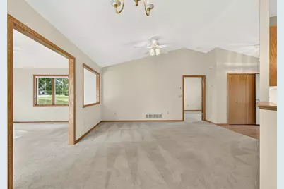 3813 Impatiens Lane N, Brooklyn Park, MN 55443 - Photo 8