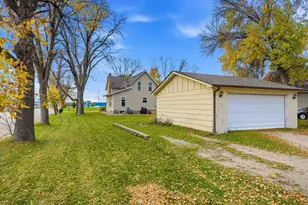 651 2nd St S, Winsted, MN 55395 - Photo 20