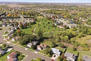 1037 Cory Ln, Saint Cloud, MN 56303 - Photo 2
