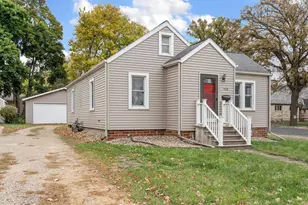 928 Bridge Ave, Albert Lea, MN 56007 - Photo 2