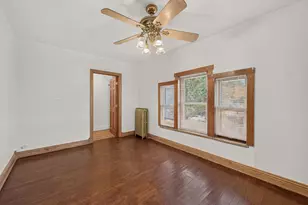115 E 35th St, Minneapolis, MN 55408 - Photo 14