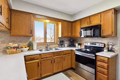 15370 96th Place N, Maple Grove, MN 55369 - Photo 12