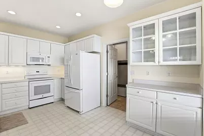 4150 Lawndale Lane N, Plymouth, MN 55446 - Photo 18