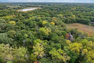 8 Woodhill Ln, North Oaks, MN 55127 - Photo 2