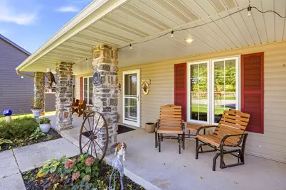 429 Lake Court, Winsted, MN 55395 - Photo 2