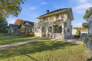 1519 Sheridan Ave N, Minneapolis, MN 55411 - Photo 2