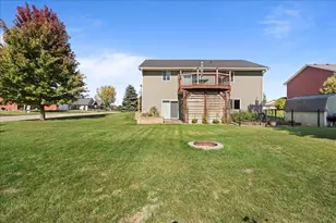 1204 Wren Pl, New Richmond, WI 54017 - Photo 8