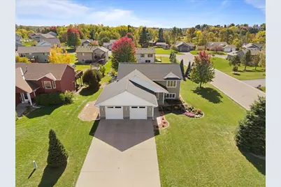 1204 Wren Place, New Richmond, WI 54017 - Photo 4