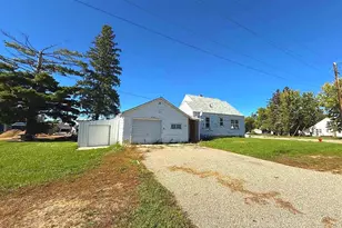 221 Minnesota Ave E, Sebeka, MN 56477 - Photo 2