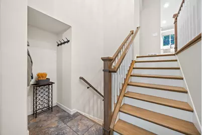 1425 Meadow Court, Chaska, MN 55318 - Photo 14