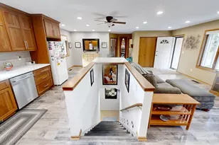 1113 Shore Acres Dr, Albert Lea, MN 56007 - Photo 14
