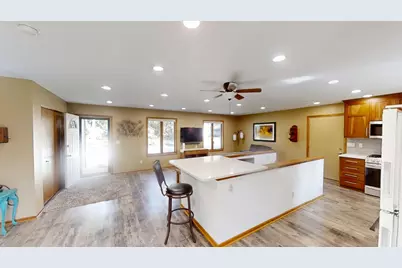 1113 Shore Acres Drive, Albert Lea, MN 56007 - Photo 8