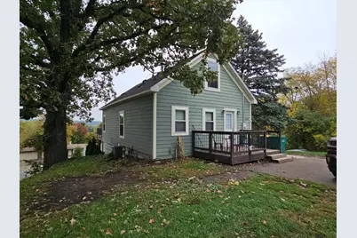 414 N Grove Street, Belle Plaine, MN 56011 - Photo 2