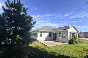 413 Circle View Dr, Dassel, MN 55325 - Photo 4