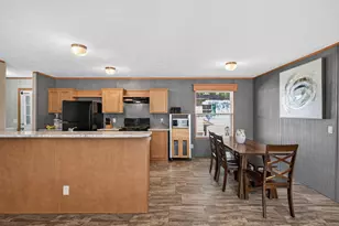206 Burnsville Cir, Burnsville, MN 55306 - Photo 10