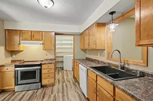 2211 Bush St, Red Wing, MN 55066 - Photo 18