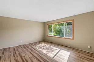 2211 Bush St, Red Wing, MN 55066 - Photo 8