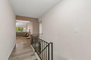 52 Birnamwood Dr, Burnsville, MN 55337 - Photo 10