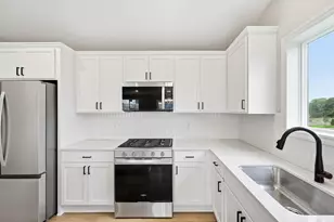 810 Walnut Ct, Hanover, MN 55341 - Photo 6