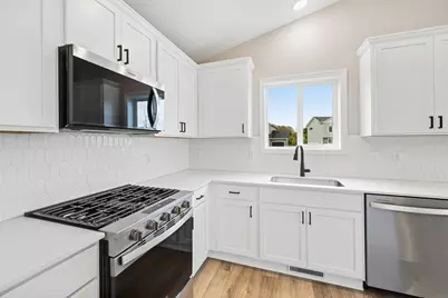 810 Walnut Court, Hanover, MN 55341 - Photo 8