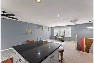 475 Springhill Road, Vadnais Heights, MN 55127 - Photo 12