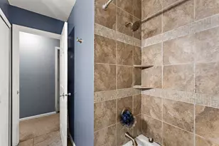 475 Springhill Rd, Vadnais Heights, MN 55127 - Photo 18
