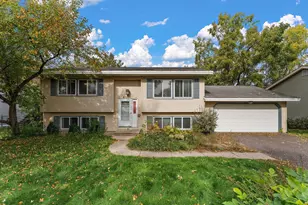 475 Springhill Rd, Vadnais Heights, MN 55127 - Photo 2