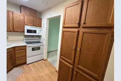 1000 Cannon Valley Drive E #123, Northfield, MN 55057 - Photo 4