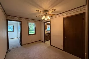 1113 N Cedar St, Luverne, MN 56156 - Photo 10