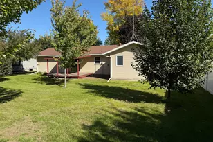 1113 N Cedar St, Luverne, MN 56156 - Photo 34