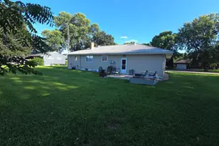537 E Ronning Ave, Appleton, MN 56208 - Photo 22