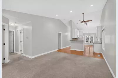 8660 Powers Place, Chanhassen, MN 55317 - Photo 2