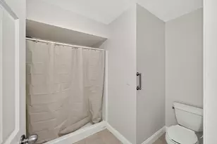 8660 Powers Pl, Chanhassen, MN 55317 - Photo 16