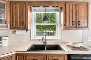 5045 Oxford Ave, Edina, MN 55436 - Photo 8