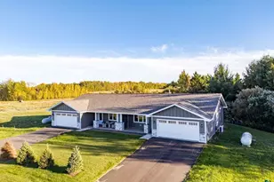 4450 E Moose Horn Dr, Moose Lake, MN 55767 - Photo 2