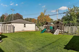 1809 26th St NW, Rochester, MN 55901 - Photo 4