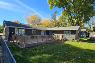405 E Marshall St, Marshall, MN 56258 - Photo 4