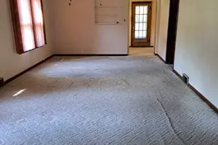 622 S 9th St, Montevideo, MN 56265 - Photo 2