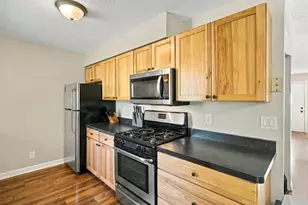 2657 5th St E, Maplewood, MN 55119 - Photo 14