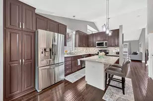 10007 Hidden Oaks Ln N, Champlin, MN 55316 - Photo 6