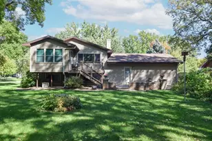 824 Benton St, Anoka, MN 55303 - Photo 2